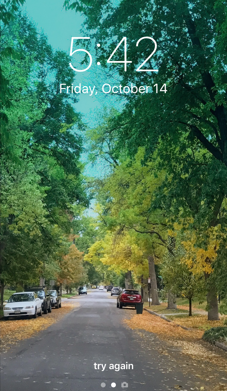 How do I change my iPhone lock screen wallpaper?  Ask 