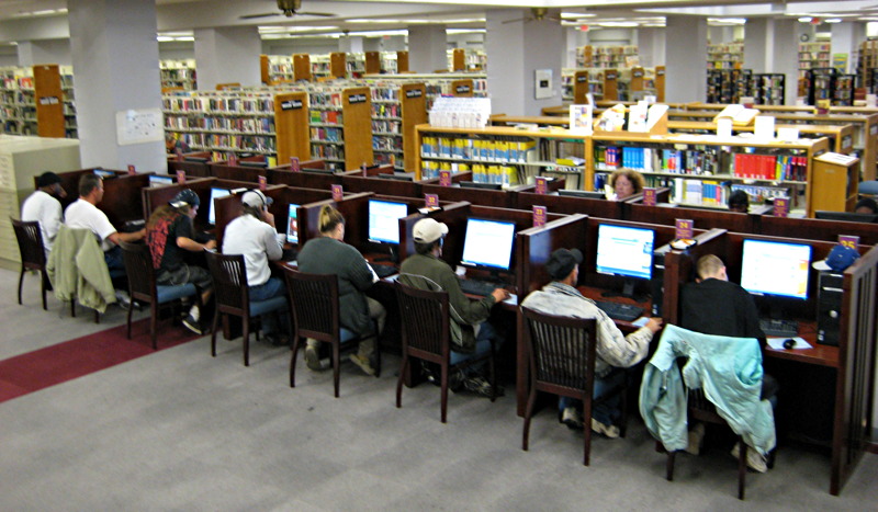 online users at public library computers