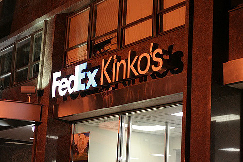 fedex kinkos signage