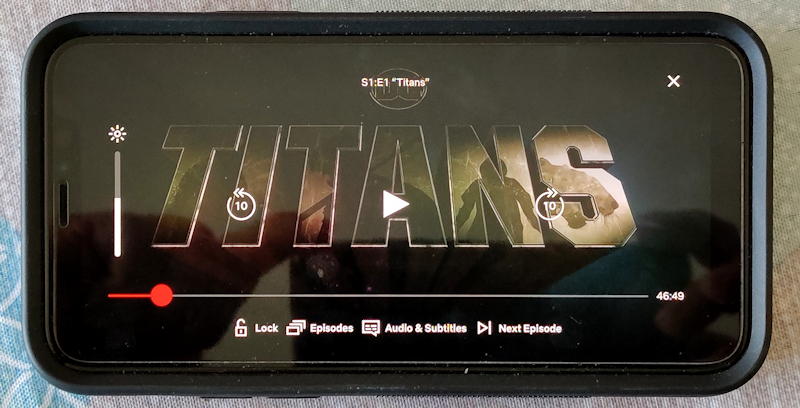 watching dc titans on netflix iphone