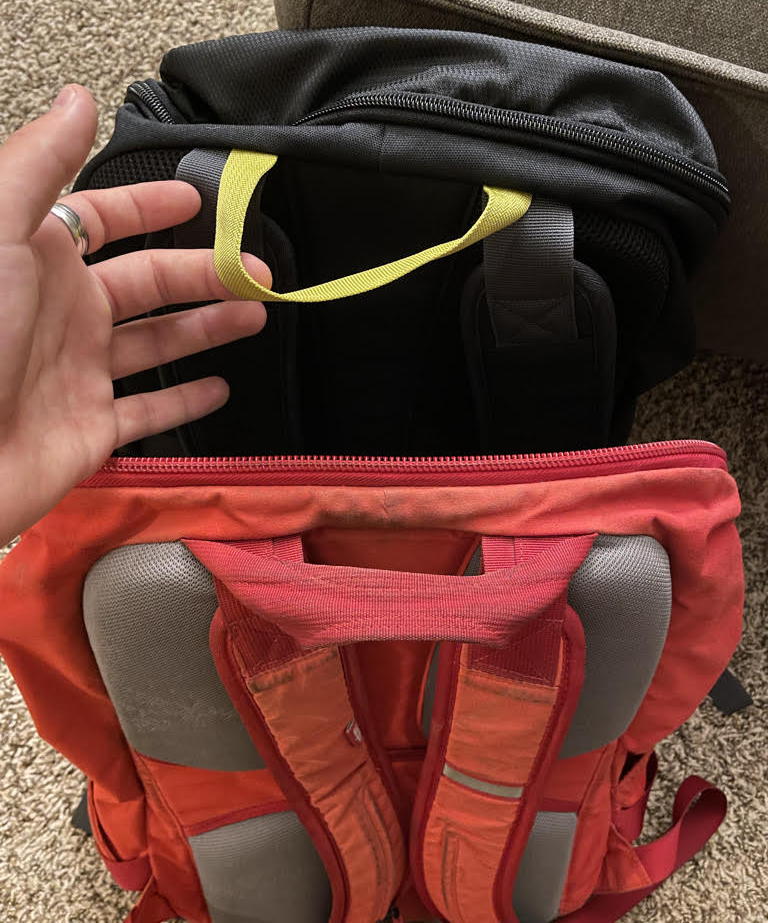 stm drifter 18l computer backpack - strap comparison