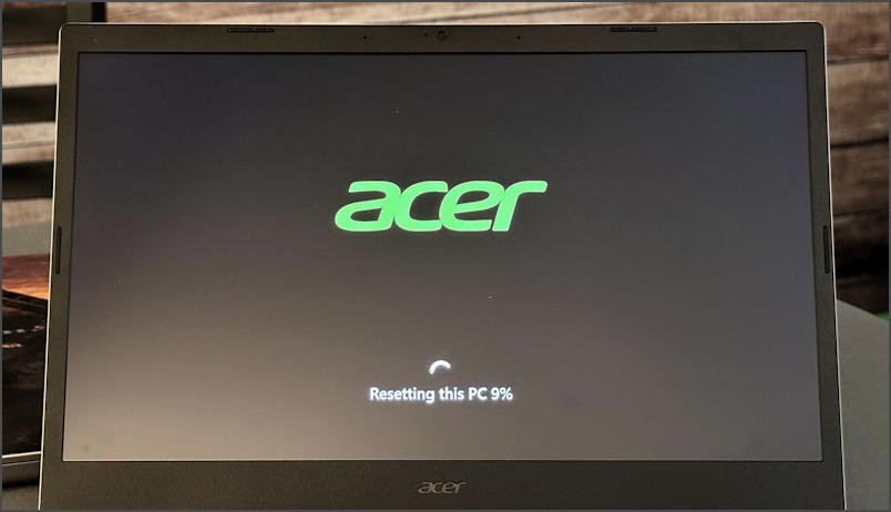 wipe reset windows 11 pc - restarting acer