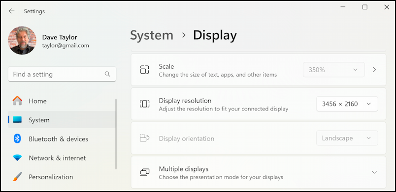set photo as desktop wallpaper - settings > system > display screen resolution